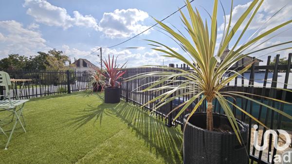 Maison à vendre 10 pièces 240 m² Chabournay