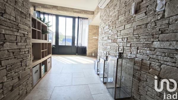 Maison à vendre 10 pièces 240 m² Chabournay