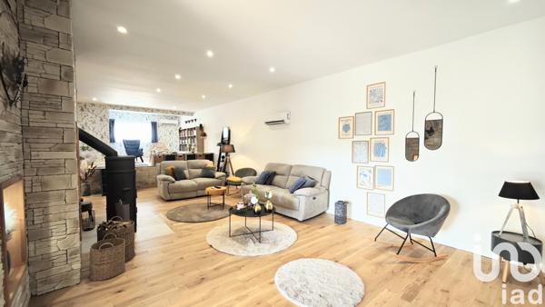 Maison à vendre 10 pièces 240 m² Chabournay