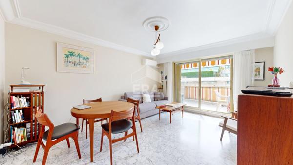 NICE - FLEURS : JOLI 2 PIÈCES TRAVERSANT AVEC UNE BELLE TERRASSE ET BALCON