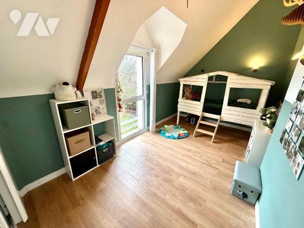 Exclusivité / Propriété de charme en bord de rance : Nichée au coeur d'un environnement rare et...