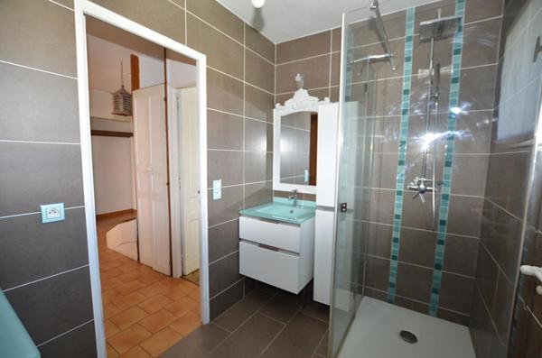 Maison Sainte Genevieve Des Bois 8 pièce(s) 156 m2