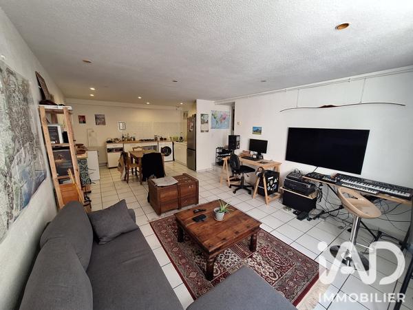 Immeuble à vendre 464 m² Crest
