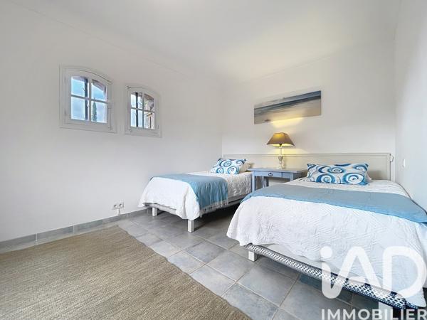 Maison à vendre 7 pièces 180 m² Peymeinade