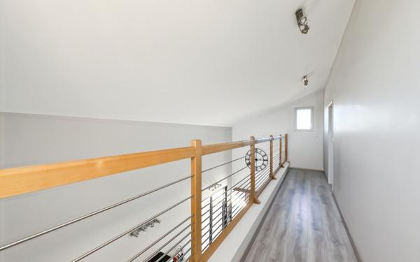 Maison à vendre    6 pièces • 200 m2 Trélissac