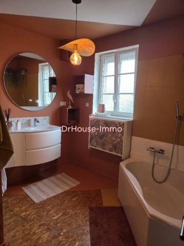 Maison à vendre 8 pièces de 220 m²