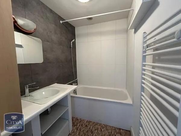 Appartement à louer 3 pièces 60m²