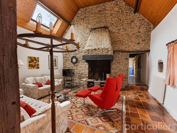 Vente
                Maison181 m² - 7 Pièces -
                    PLESCOP (56890)