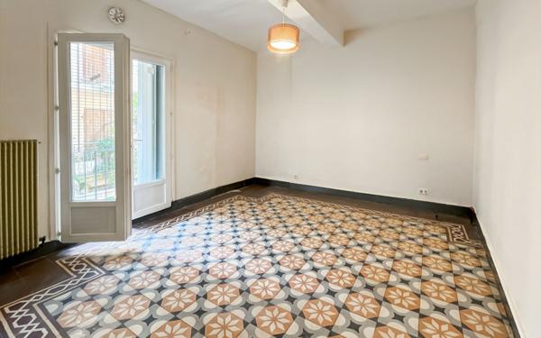 Immeuble à vendre    9 pièces • 224 m2 Béziers