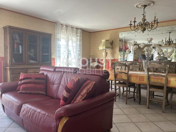 En exclusivité maison plain-pied Magné de 200 m² environ