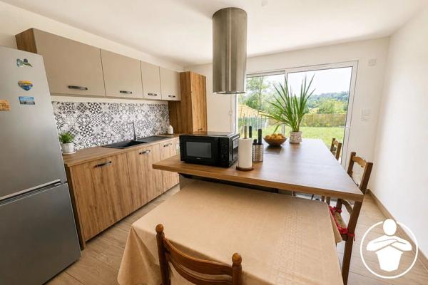 Vente                                                      Maison
                        
                     5 pièces                      64 m2                     à Penne-d'Agenais