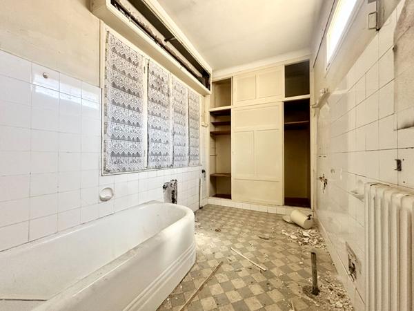 Maison 6 pièces + garage 13015 Marseille