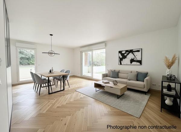 Marseille (13008) APPARTEMENT 3 PIECES EN REZ-DE-JARDIN 8EME VIELLE CHAPELLE