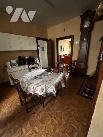 Immeuble de rapport - Plein c?ur de Pleaux (CANTAL)

Situé dans le bourg de Pleaux, découvrez...