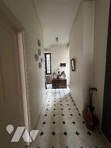 Immeuble de rapport - Plein c?ur de Pleaux (CANTAL)

Situé dans le bourg de Pleaux, découvrez...