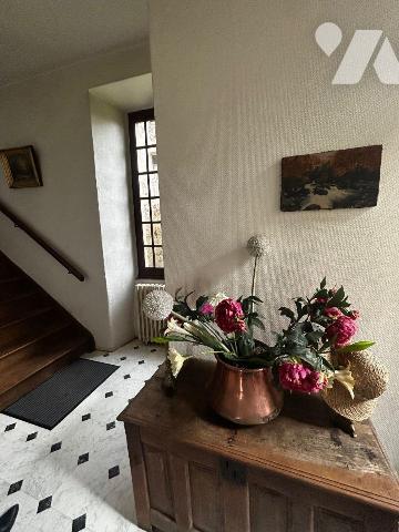 Immeuble de rapport - Plein c?ur de Pleaux (CANTAL)

Situé dans le bourg de Pleaux, découvrez...