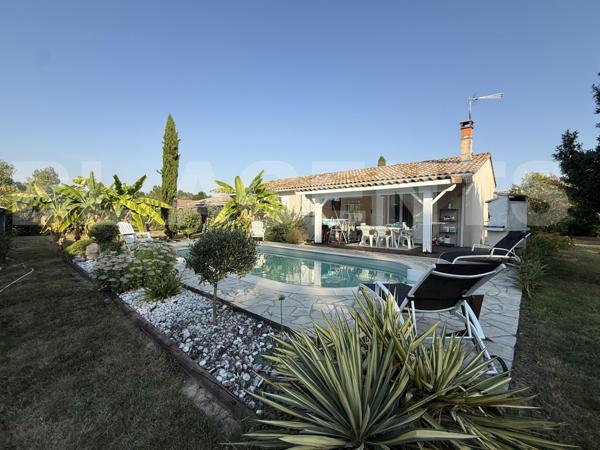 MAISON DE TYPE 5 DE PLAIN PIED AVEC TERRASSES ET PISCINE