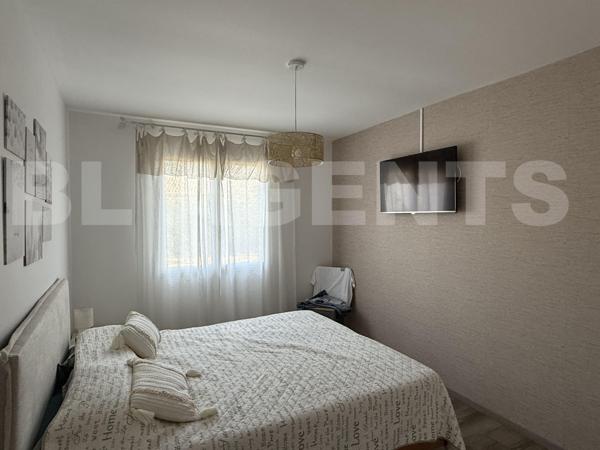 MAISON DE TYPE 5 DE PLAIN PIED AVEC TERRASSES ET PISCINE