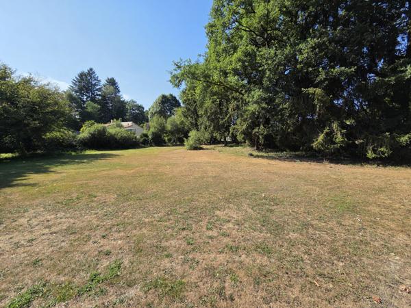Terrain
        
        - 1100 m² Exclusivité 59 900 € *