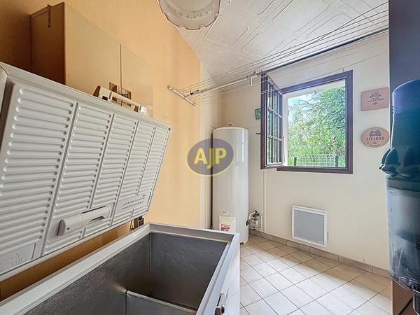 Vente maison Bords : 295 540 € - AJP Immobilier Rochefort