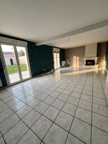 A 15 MIN DE REIMS - MAISON AVEC GARAGE ET JARDIN - 5 CHAMBRES