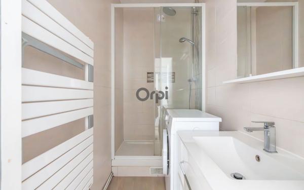 Appartement à vendre    3 pièces • 50 m2 Maisons-Alfort