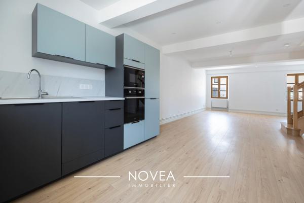 Duplex 100 m2 hyper centre avec terrasse au calme