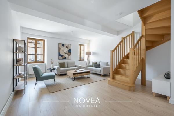 Duplex 100 m2 hyper centre avec terrasse au calme