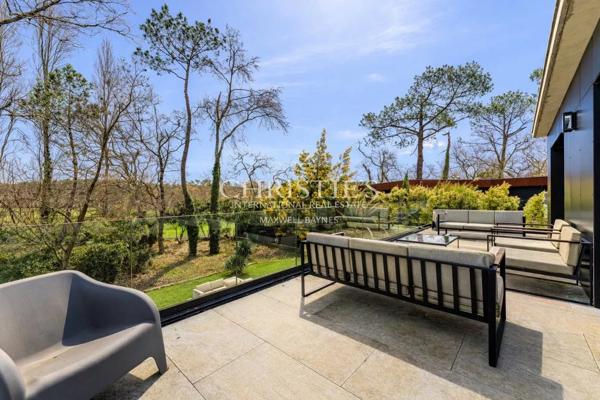 PYLA SUR MER – LUMINEUSE VILLA AVEC PISCINE