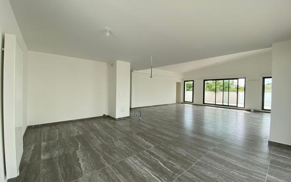 Appartement à louer    4 pièces • 151,50 m2 La Rochelle