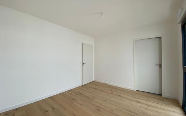 Appartement à louer    4 pièces • 151,50 m2 La Rochelle