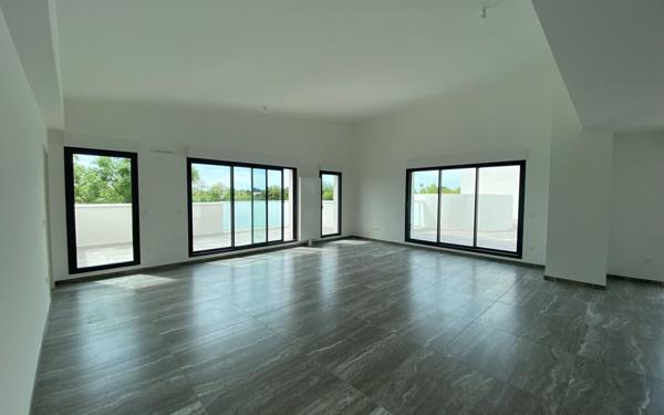Appartement à louer    4 pièces • 151,50 m2 La Rochelle
