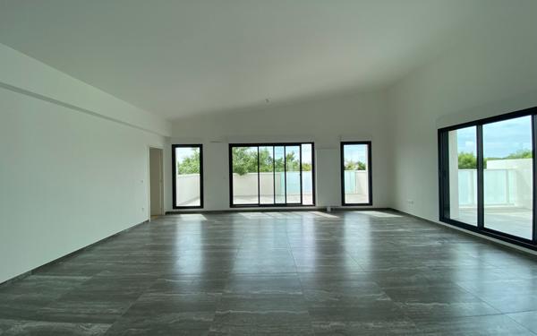 Appartement à louer    4 pièces • 151,50 m2 La Rochelle
