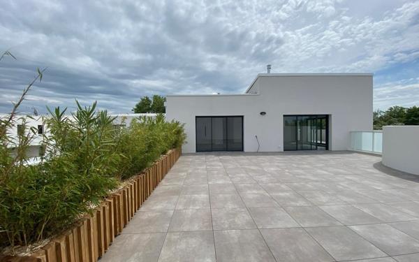 Appartement à louer    4 pièces • 151,50 m2 La Rochelle