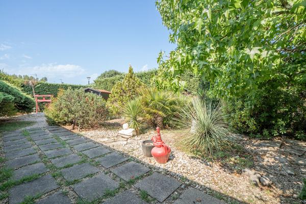 Maison Charmante maison de plain pied - 4 chambres - Corbiac 117 m²