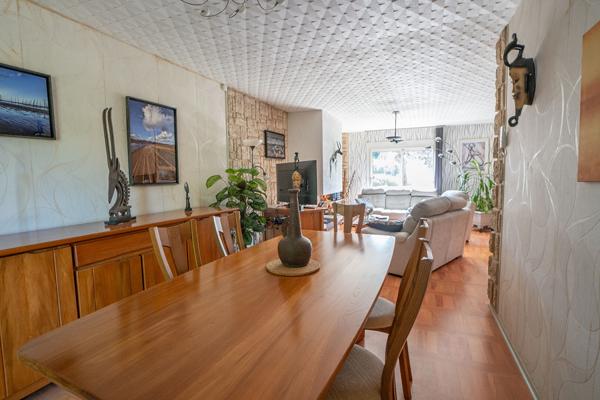 Maison Charmante maison de plain pied - 4 chambres - Corbiac 117 m²