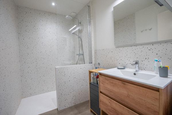 Maison Charmante maison de plain pied - 4 chambres - Corbiac 117 m²