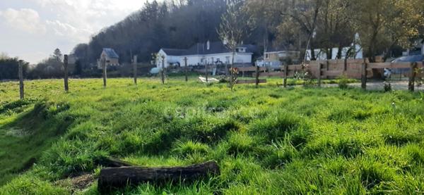 Dpt Sarthe (72), à vendre LA CHARTRE SUR LE LOIR terrain 817 m² bord de Loir (20m) avec compteur EDF