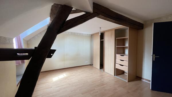 Avallon (89200) DUPLEX 82M2 - AVALLON CENTRE - 2 CHAMBRES - TERRASSE