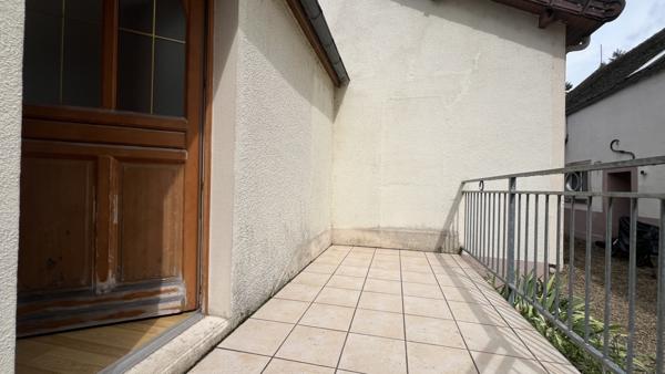 Avallon (89200) DUPLEX 82M2 - AVALLON CENTRE - 2 CHAMBRES - TERRASSE
