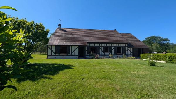 Vente                                                      Maison de village
                        
                     5 pièces                      133 m2                     à Aubigny-sur-Nère