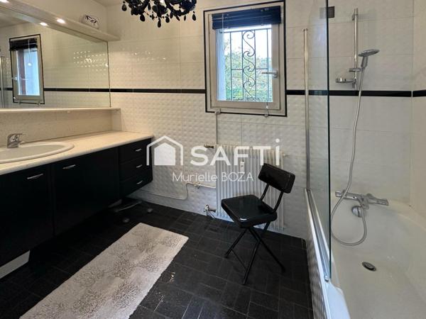 Rez-de Jardin à Meylan, cadre privilégié dans un parc !