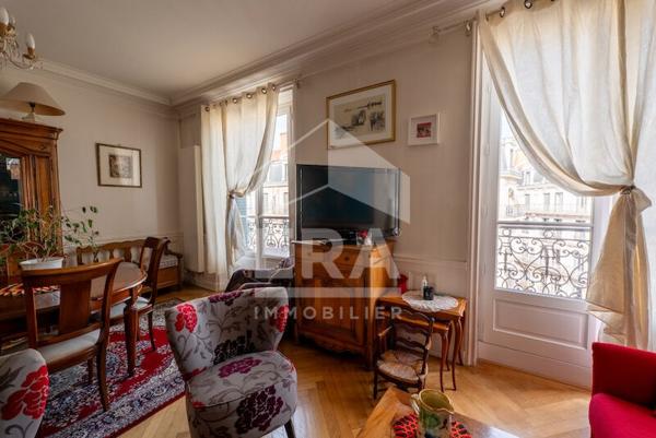 Appartement à vendre - Lyon  67,56 m² Balcon Étage élevé