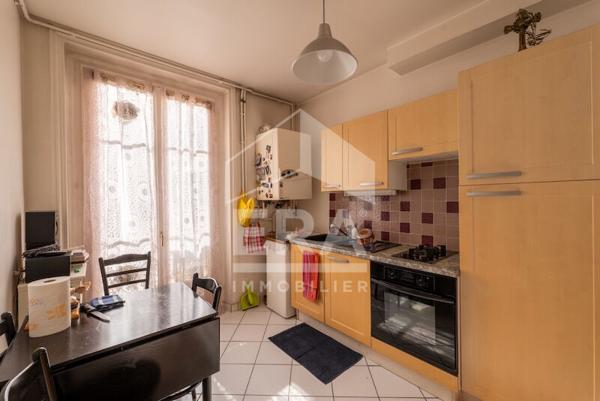 Appartement à vendre - Lyon  67,56 m² Balcon Étage élevé