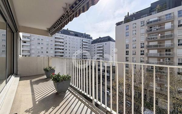 Appartement à vendre    5 pièces • 117 m2 Paris 15
