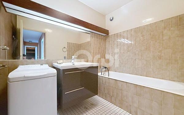 Appartement à vendre    5 pièces • 117 m2 Paris 15