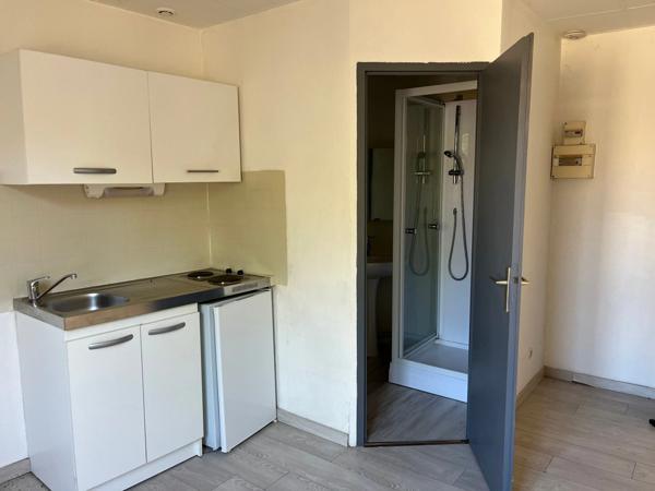 Immeuble de rapport 5 studios centre ville de Libourne