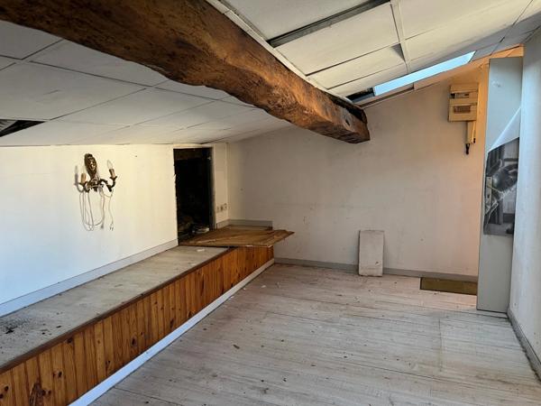 Immeuble de rapport 5 studios centre ville de Libourne