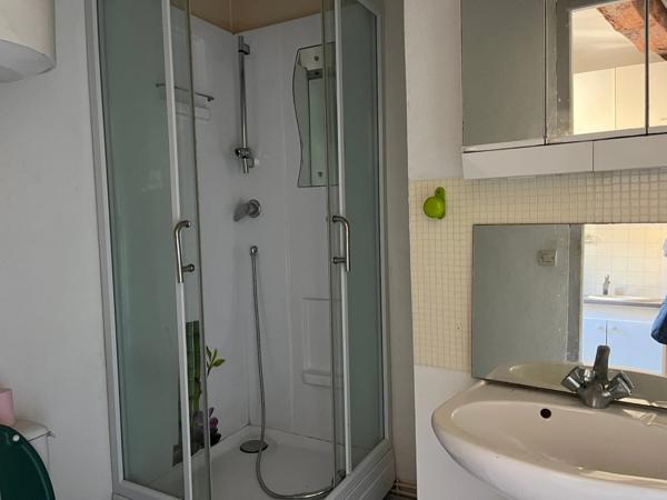 Immeuble de rapport 5 studios centre ville de Libourne