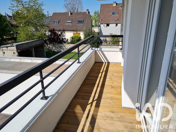 Appartement à vendre 3 pièces 79 m² Sainte-Geneviève-des-Bois